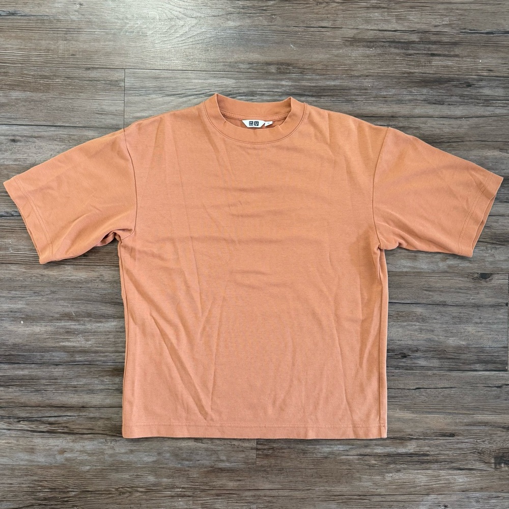 UNIQLO T-Shirt in Burnt Orange